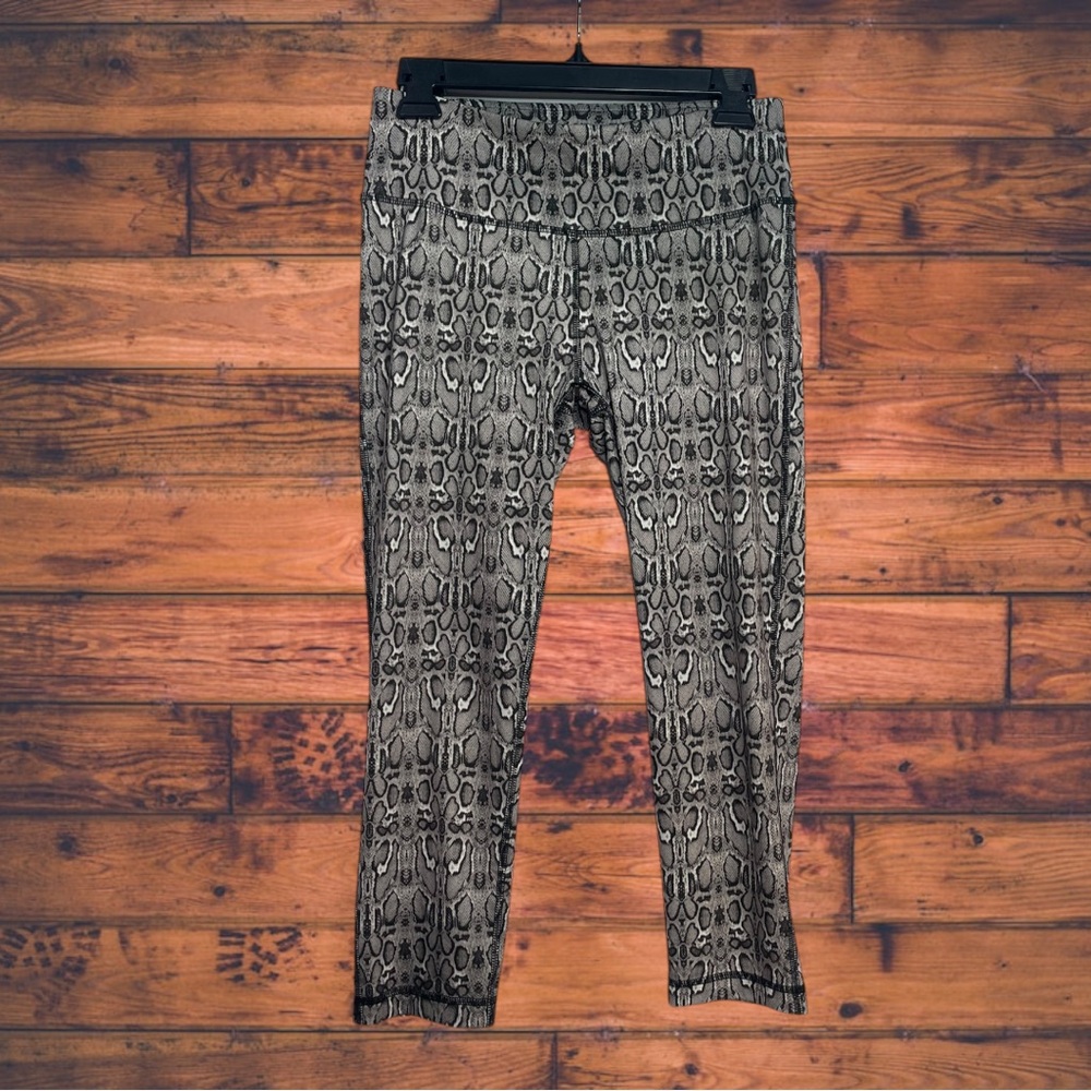 5 for $25🔥90 Degree by Reflex Snake Skin Leggings Small